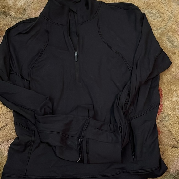 Lululemon black long sleeve three-quarter pull over Size 6 - Picture 1 of 6